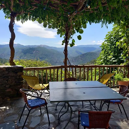 Du Petit Sourel Et Sa Vue Panoramique Hébergement de vacances *